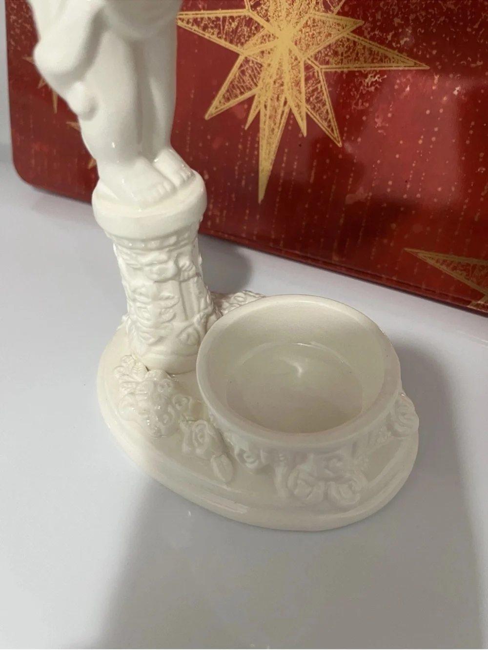 Vintage Avon 2001 Cherub Diffuser (w/ tea light candle and fragrance)